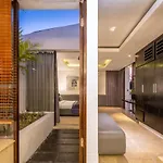 Villa Aqua Seminyak
