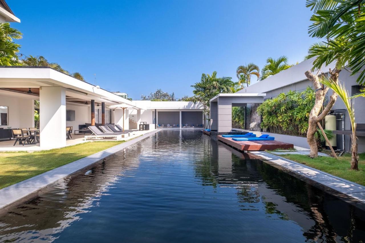 Villa Aqua