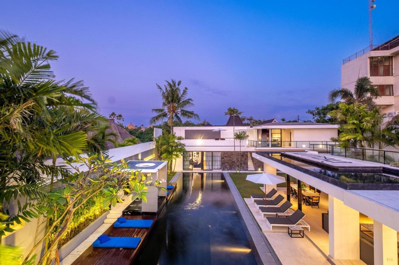 Villa Aqua *