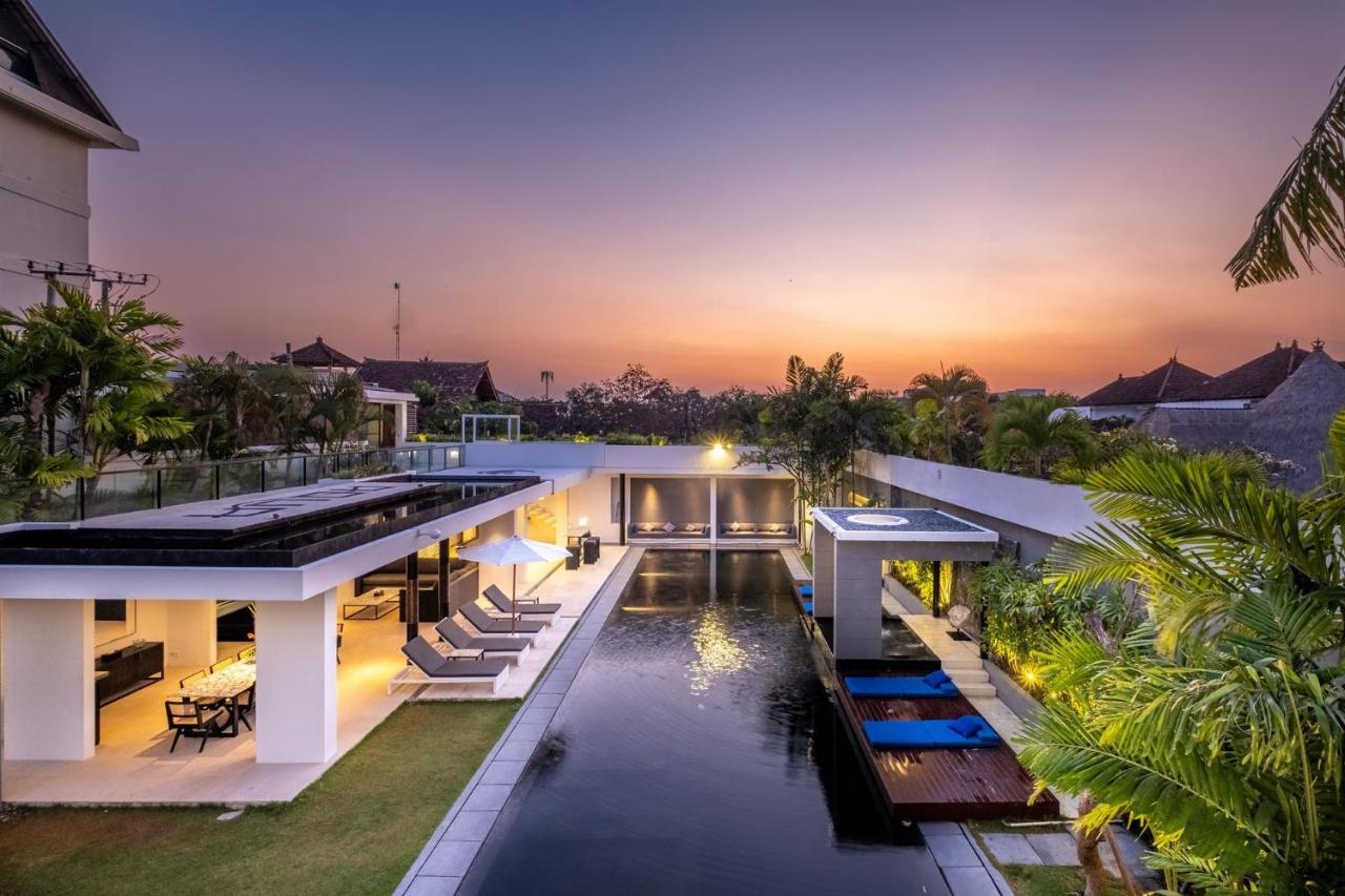 Villa Aqua Seminyak (Bali)