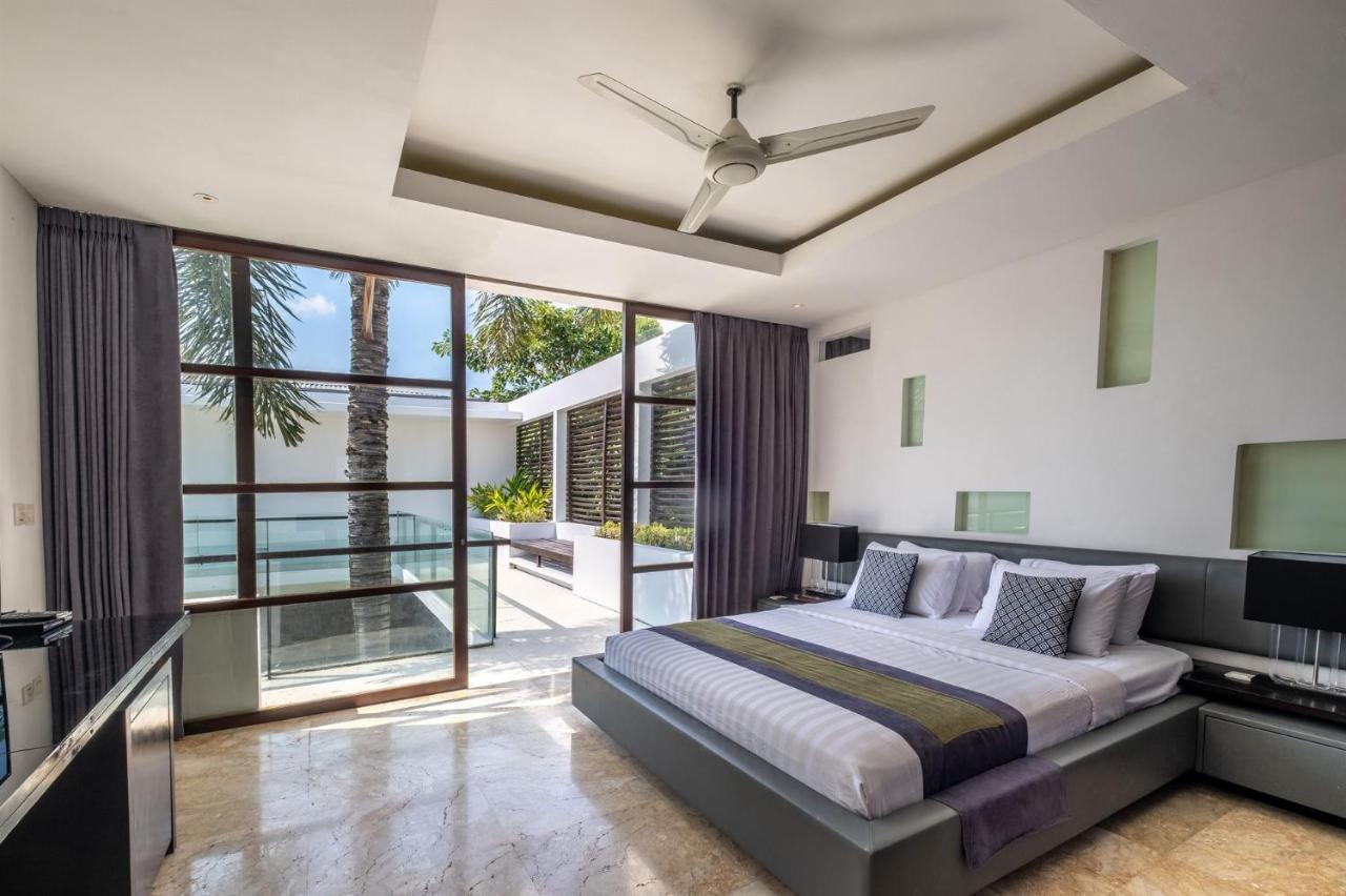 Aqua Villa