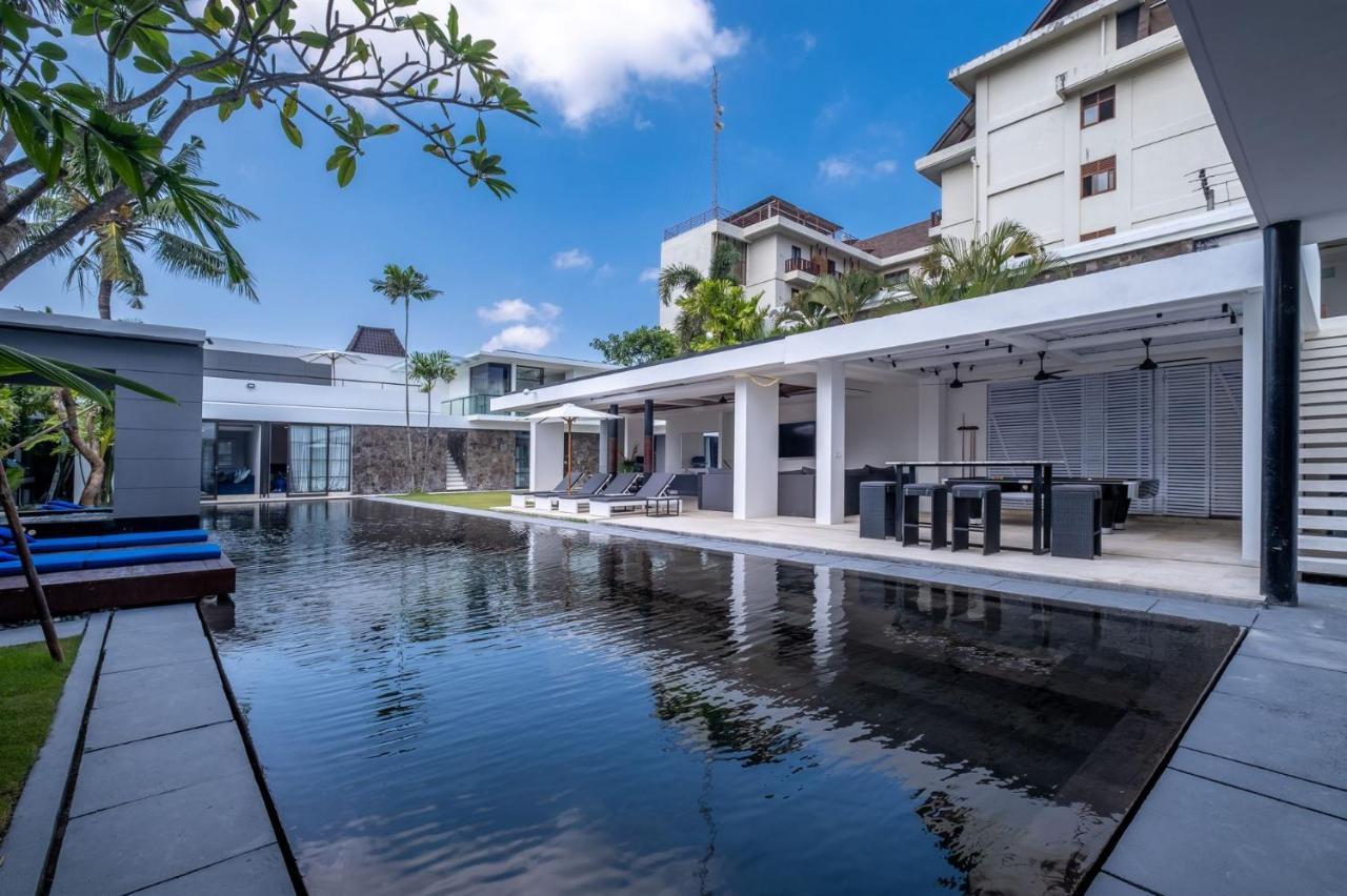 Villa Aqua *